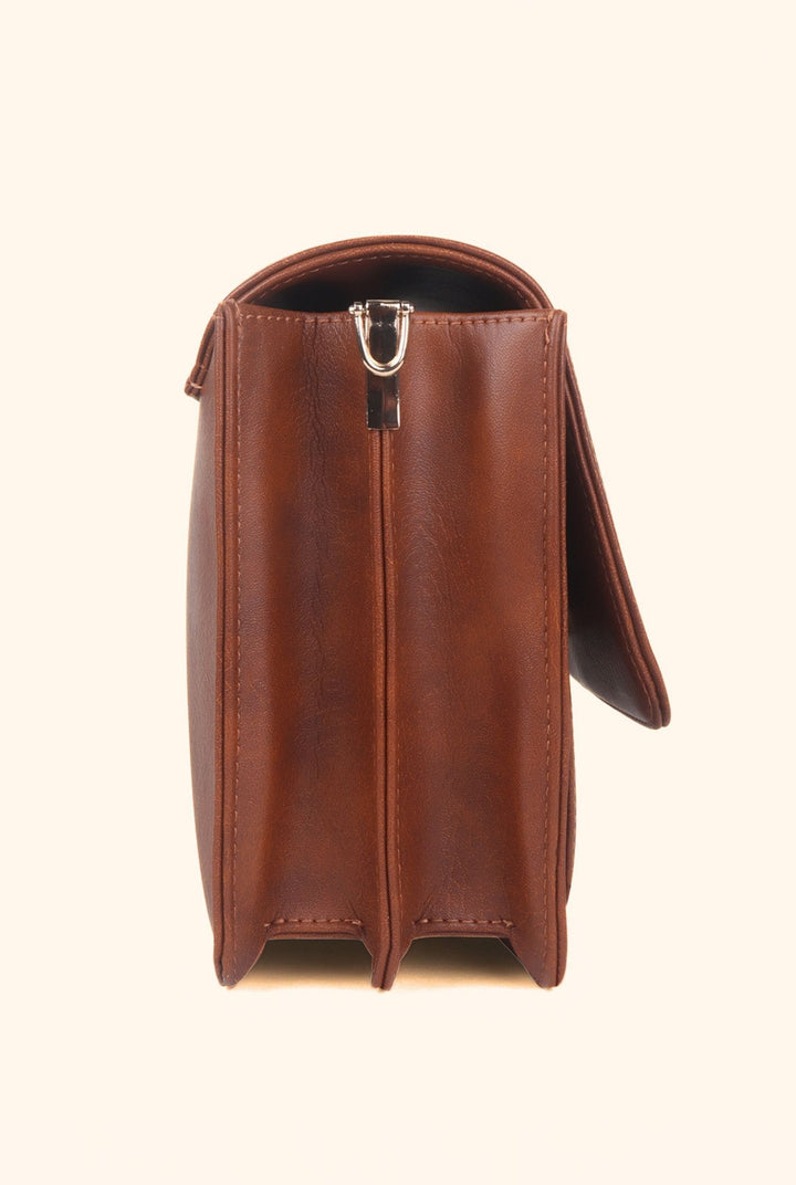 Veyna Sling Bag