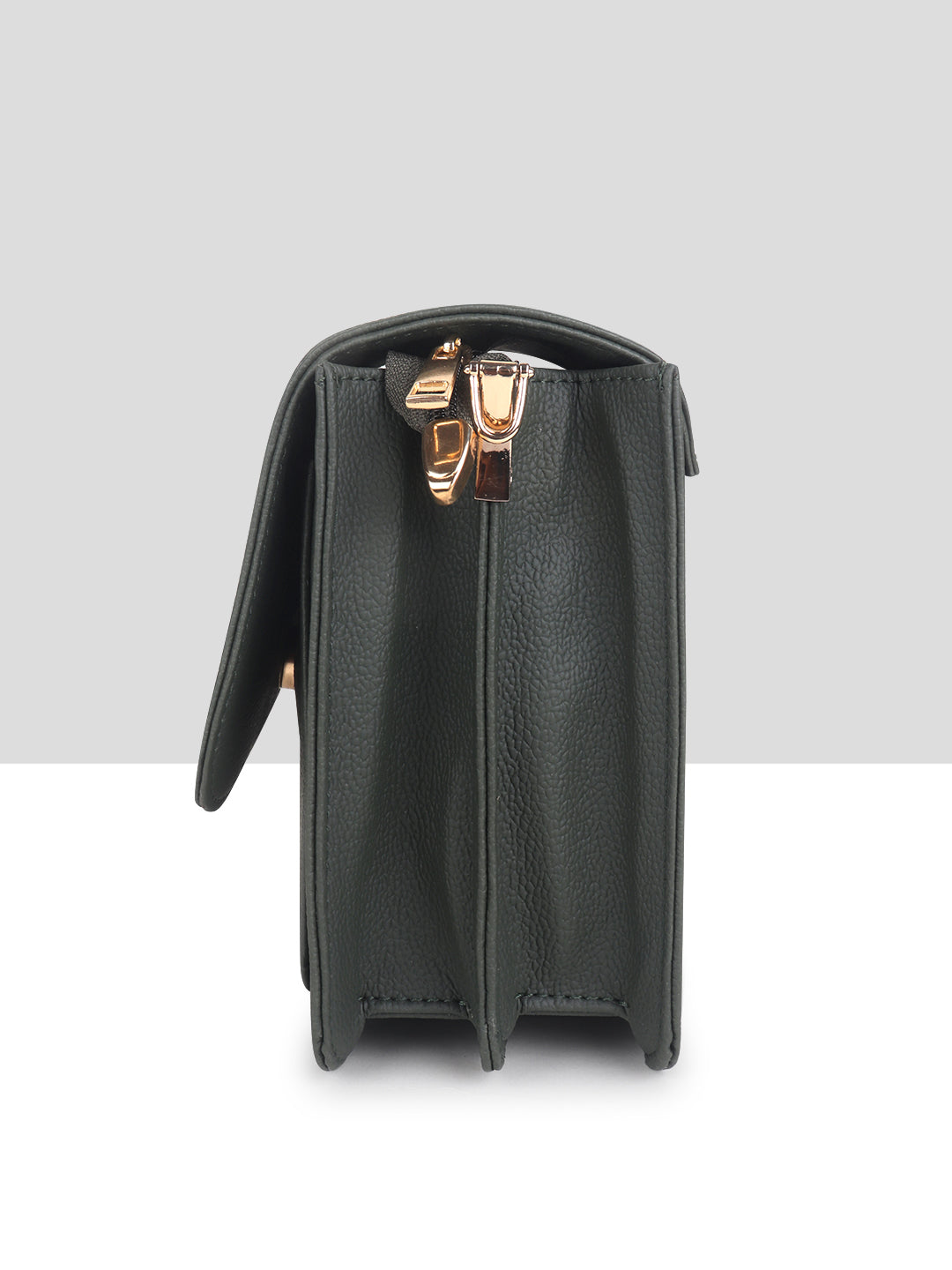 Veyna Sling Bag
