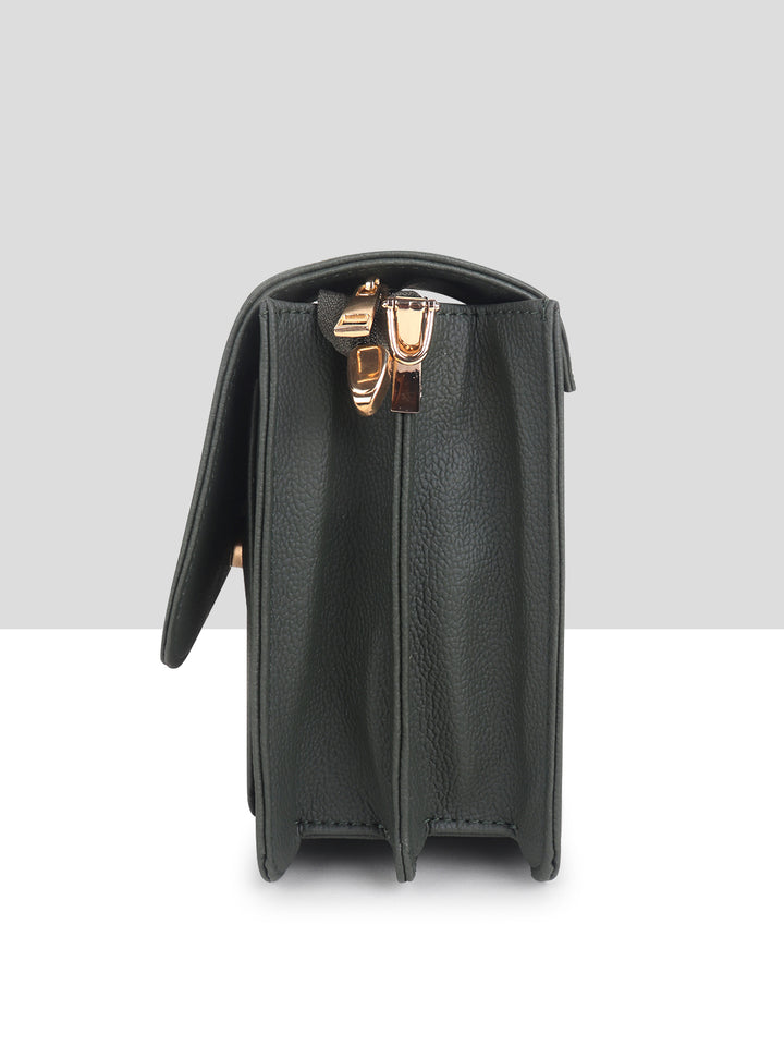 Veyna Sling Bag