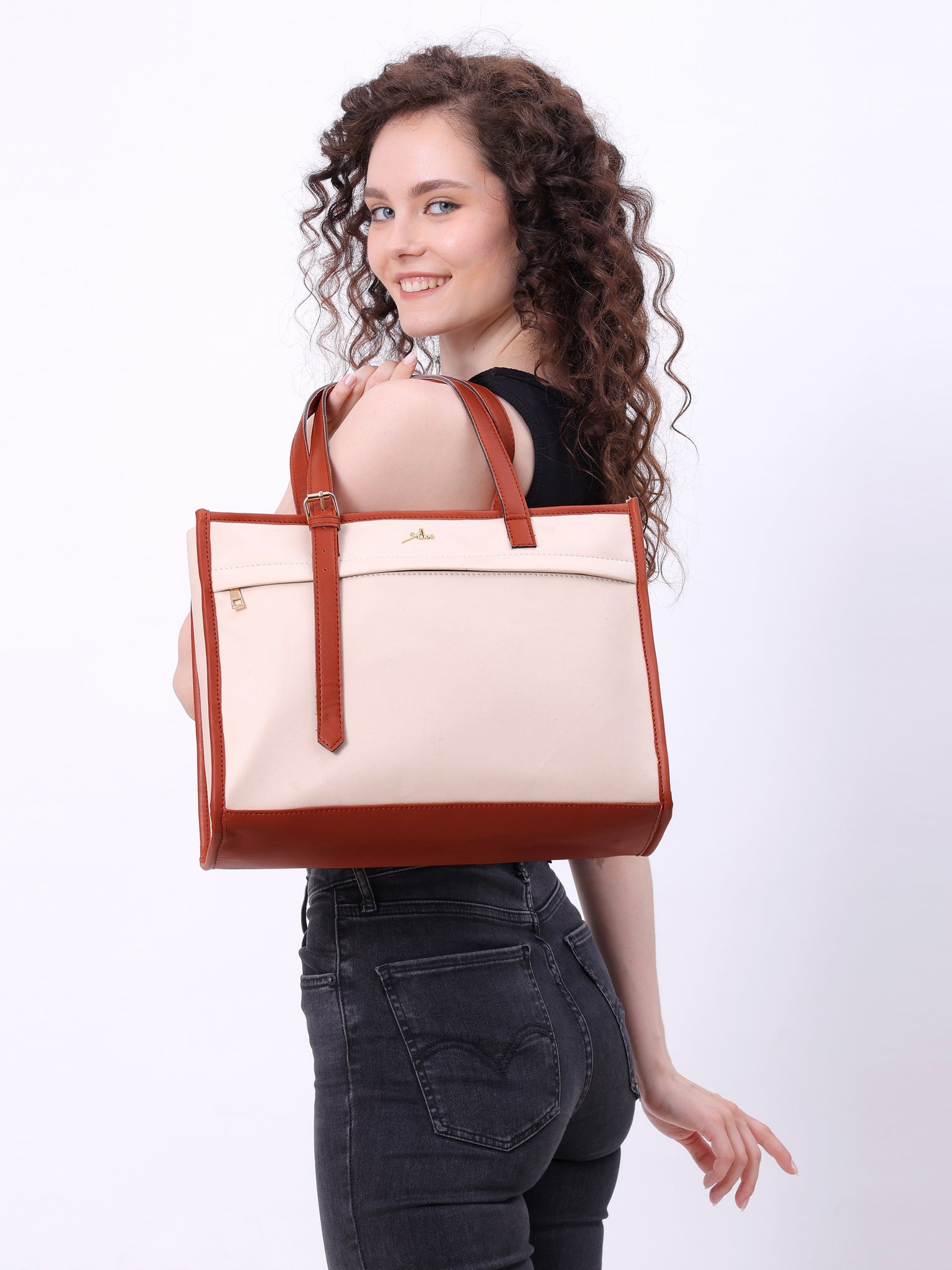 Women's Off White Synthetic Leather Handbag