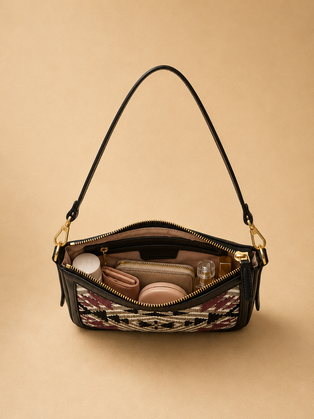 Avani - The Baguette Bag