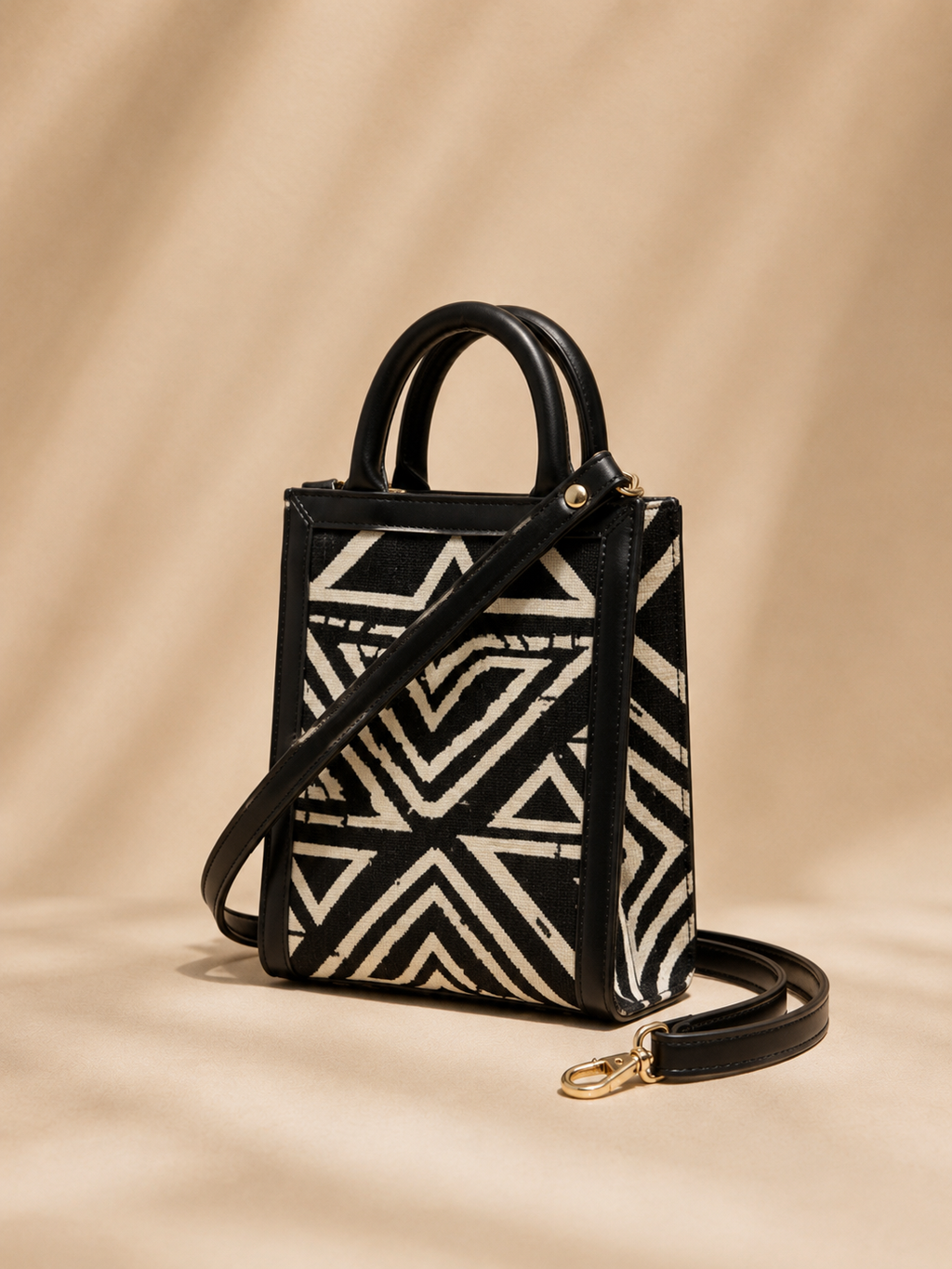 Laya Carryall